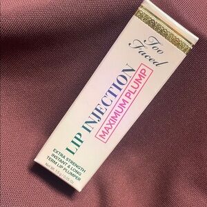 Too Faced Lip Injection Maximum Plump - travel size